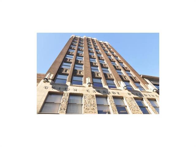 912 Baltimore Avenue - Photo 1