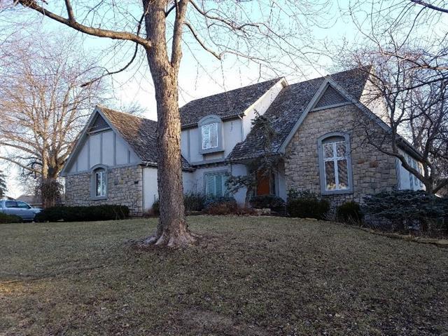 8123 Ash Street - Photo 1