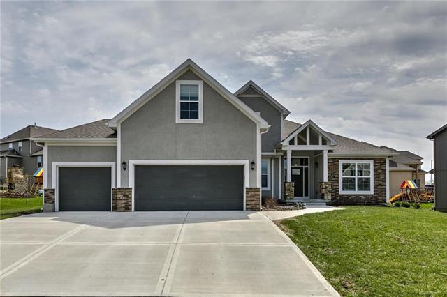 8307 90th Street - Photo 1