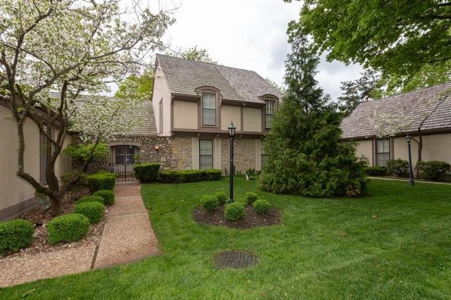 7917 Bristol Court - Photo 1