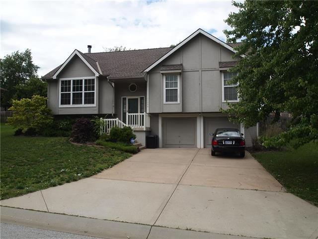 11246 Lakeview Drive - Photo 1