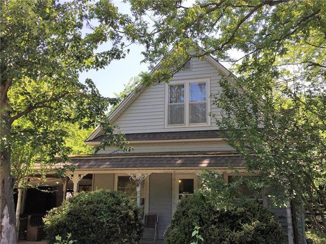 1869 Broadway Street - Photo 1