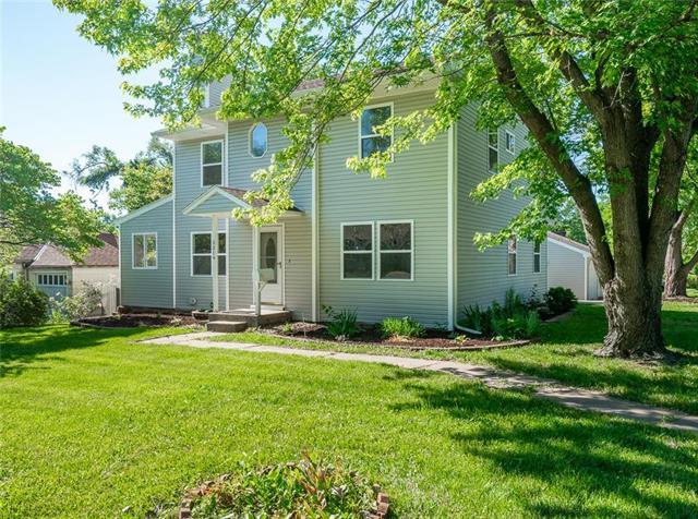5319 51ST Street - Photo 1