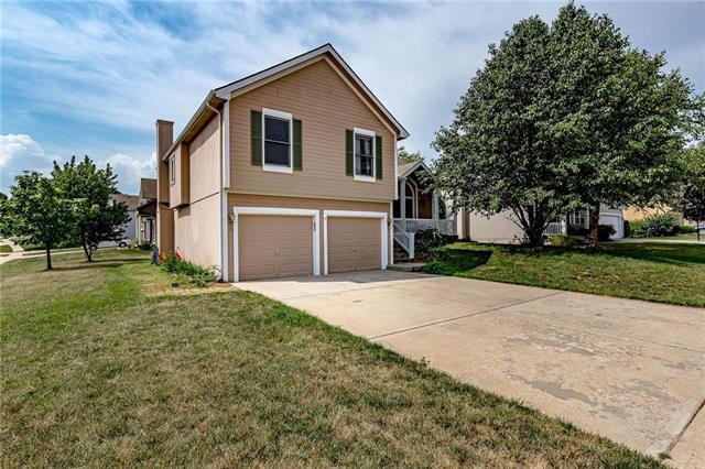 8627 75th Terrace - Photo 1
