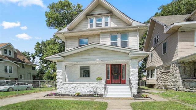 3414 Chestnut Street - Photo 1