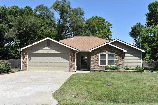 831 Locust Street - Photo 1