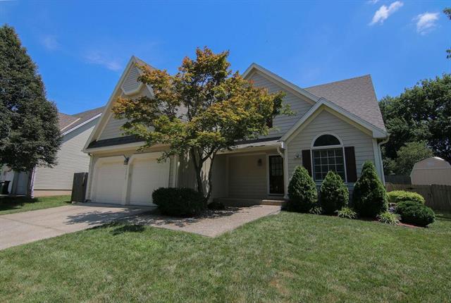 15615 81ST Street - Photo 1