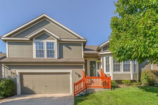 1004 Howard Court - Photo 1