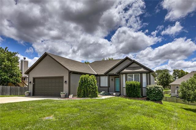 313 Woodhaven Drive - Photo 1