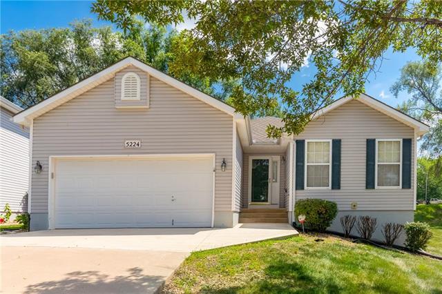 5224 Primrose Court - Photo 1
