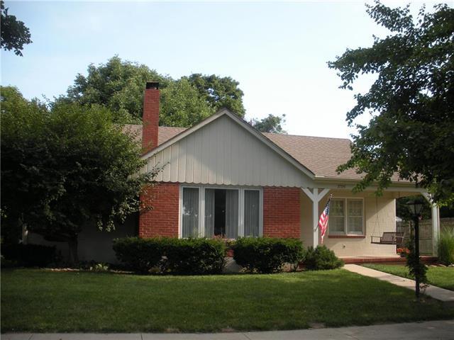 2725 Edmond Street - Photo 1