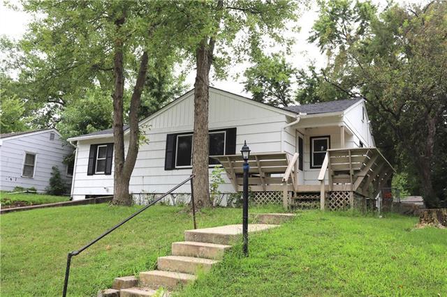 527 Isabelle Street - Photo 1