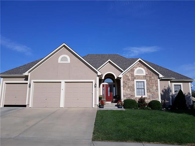 210 Shoreline Drive - Photo 1