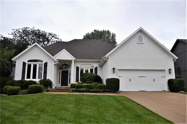 15324 Rosewood Drive - Photo 1