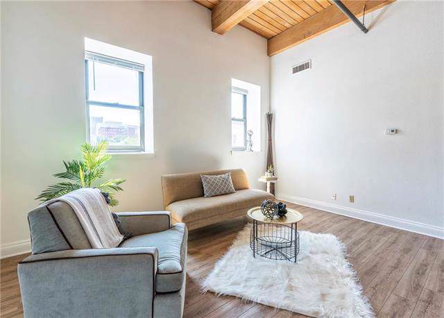 609 Central Street - Photo 1