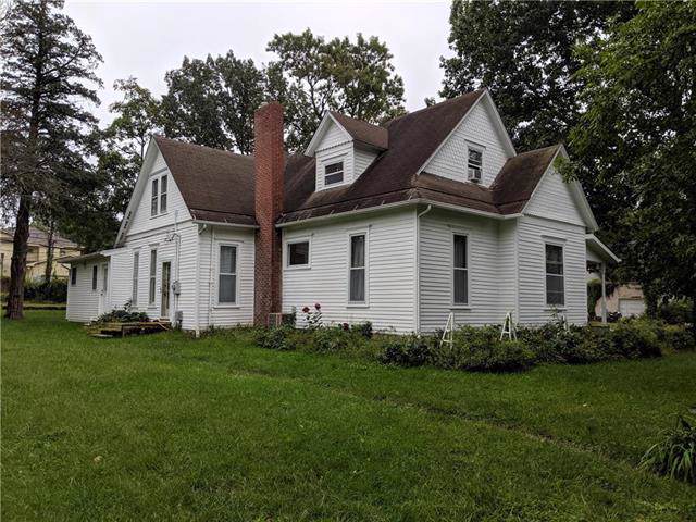 820 Grove Street - Photo 1