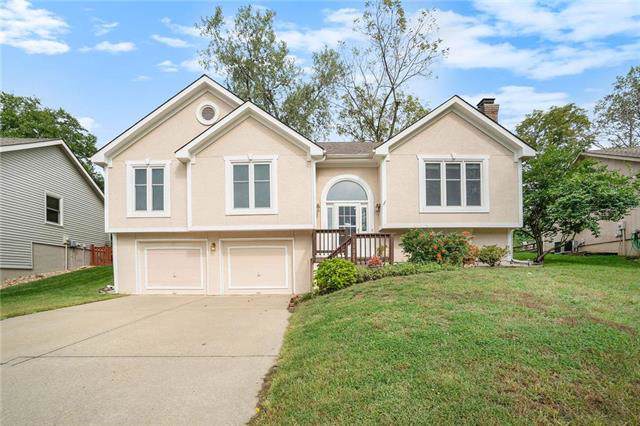 11025 Grand Avenue - Photo 1