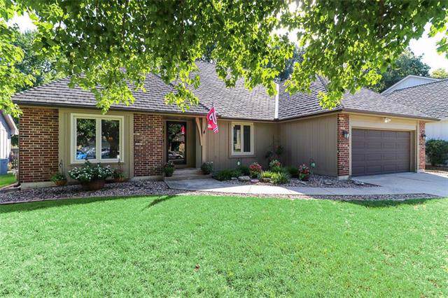 3913 Woodridge Drive - Photo 1