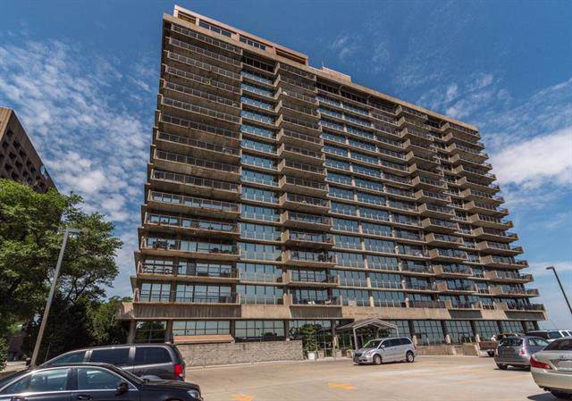 600 Admiral Boulevard - Photo 1