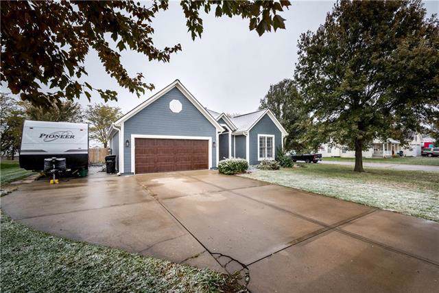 11100 Independence Boulevard - Photo 1