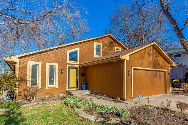 5818 49th Street - Photo 1