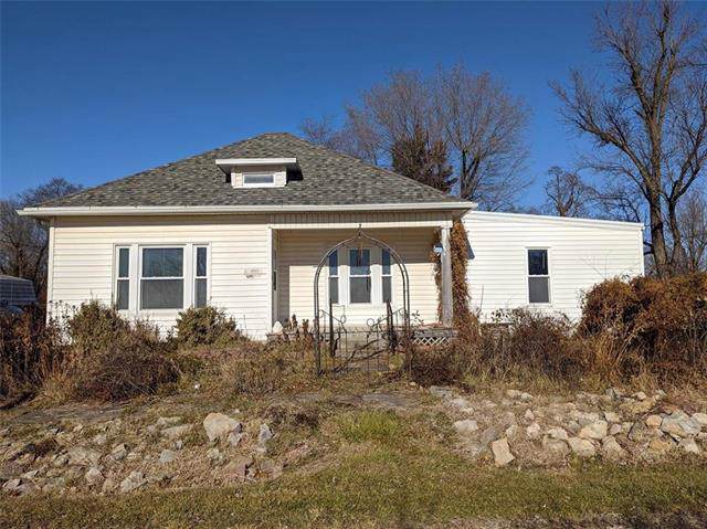 905 Elm Street - Photo 1