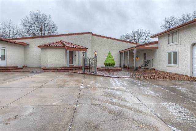 19007 State Line Road - Photo 1