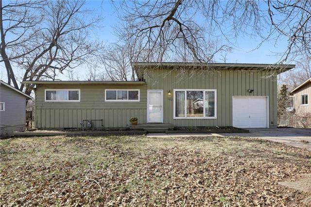 6848 Montrose Avenue - Photo 1