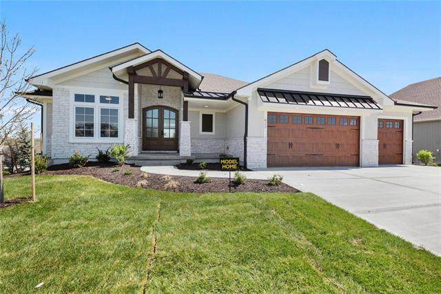 822 Bridgeshire Drive - Photo 1