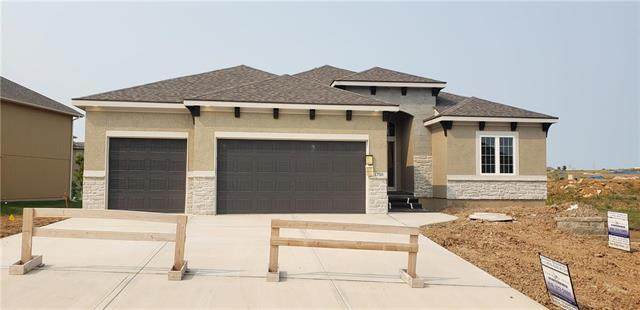 1813 Parkwood Drive - Photo 1