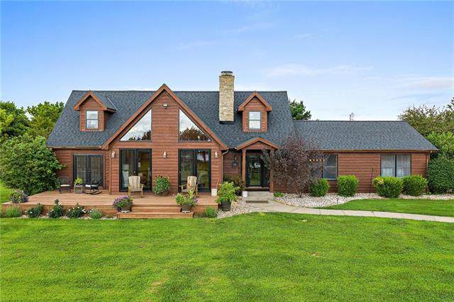 7586 169 Highway - Photo 1