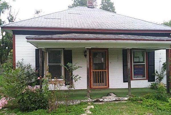 302 Olinger Street - Photo 1