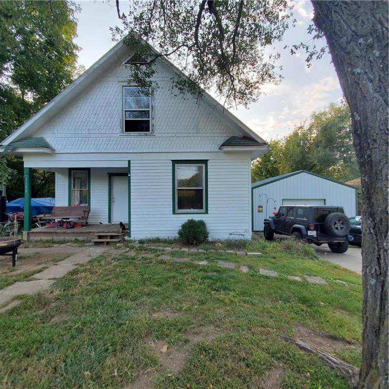 1100 Mitchell Street - Photo 1