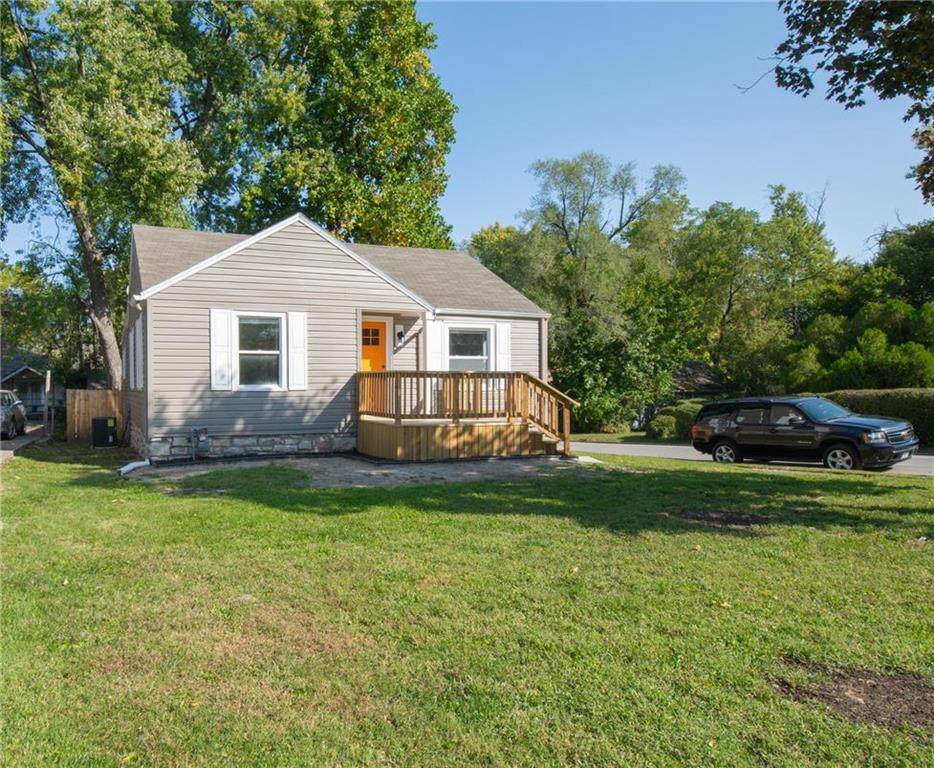 2220 73rd Street - Photo 1