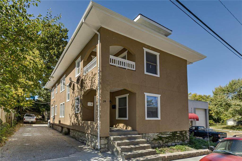 24 10th Street - Photo 1