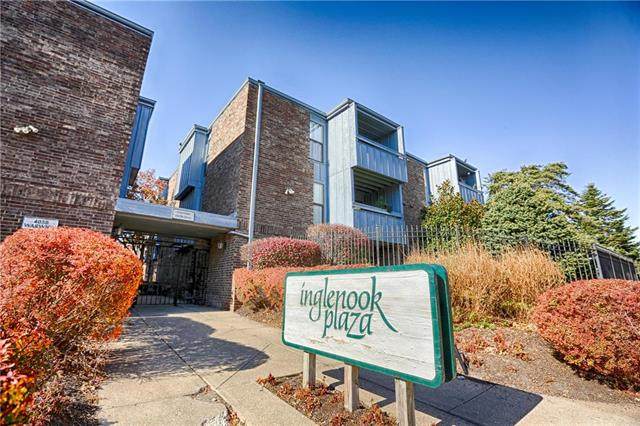 4058 Warwick Boulevard - Photo 1