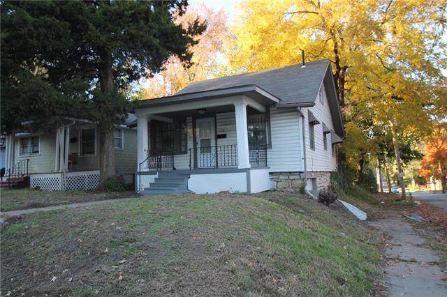 2242 Gregory Boulevard - Photo 1