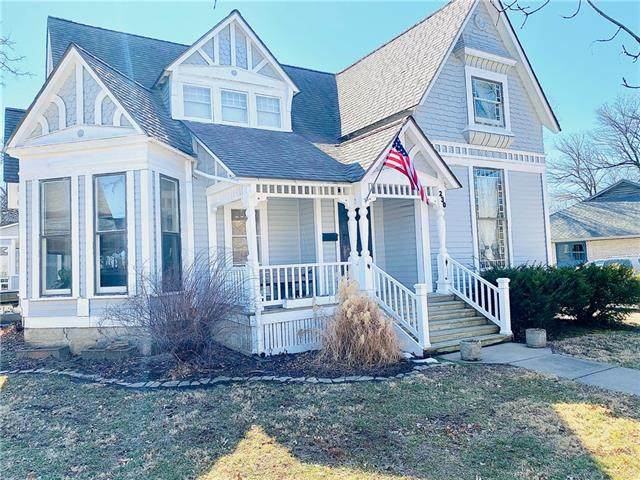 230 4th Avenue - Photo 1