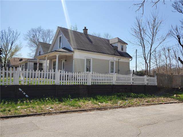 350 12th Street - Photo 1