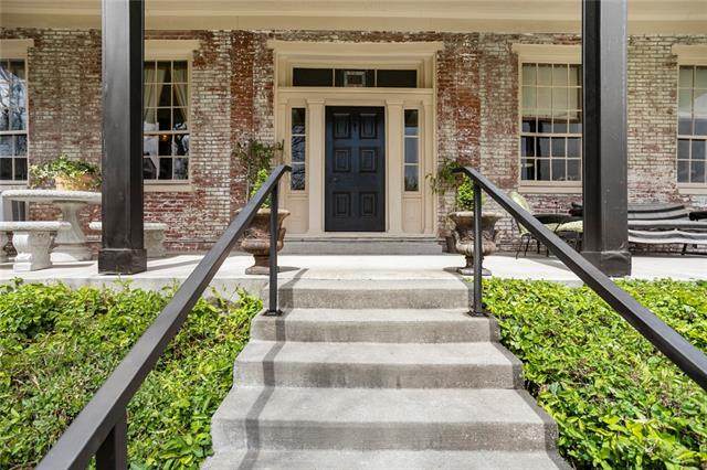 608 Spring Street - Photo 1