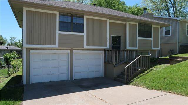 5205 46th Street - Photo 1