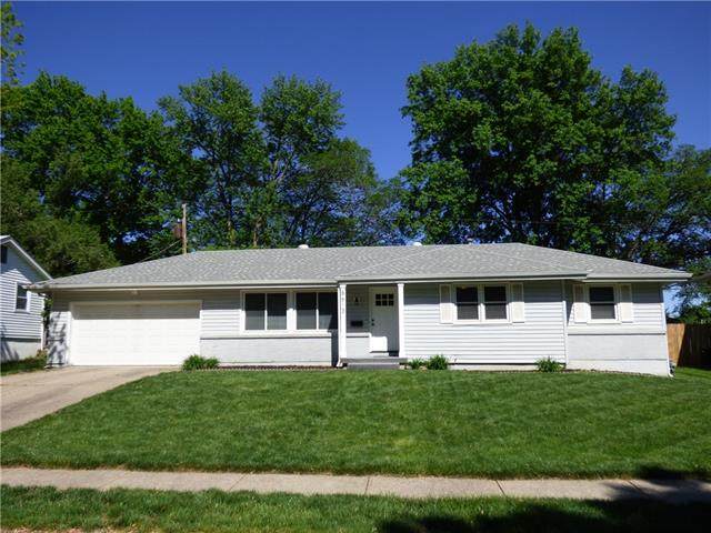 8613 Charlotte Street - Photo 1