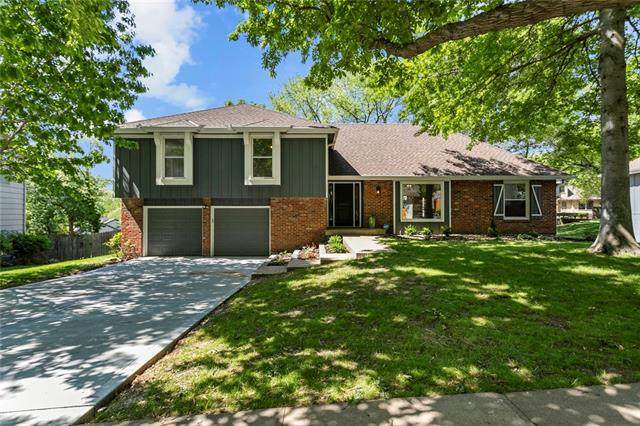 5105 Coves Drive - Photo 1