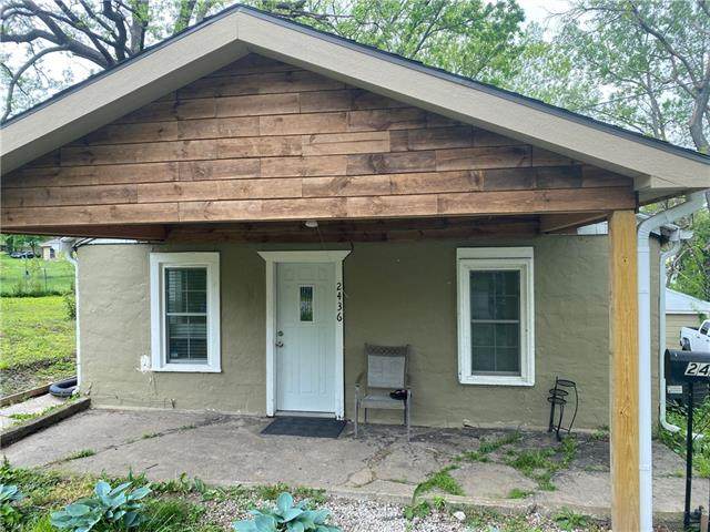 2436 Scott Avenue - Photo 1