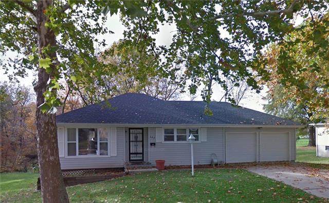 602 62 Place - Photo 1