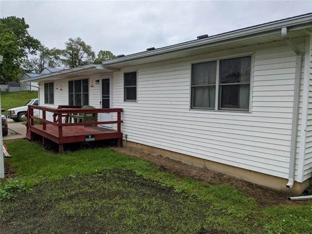 805 Hazelwood Street - Photo 1
