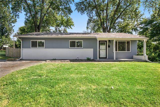 11405 51st Street - Photo 1
