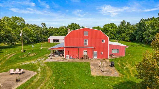 913 1351st Road - Photo 1