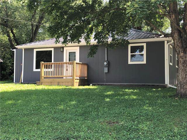 801 Reyburn Street - Photo 1