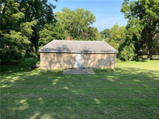 3933 Lister Avenue - Photo 1